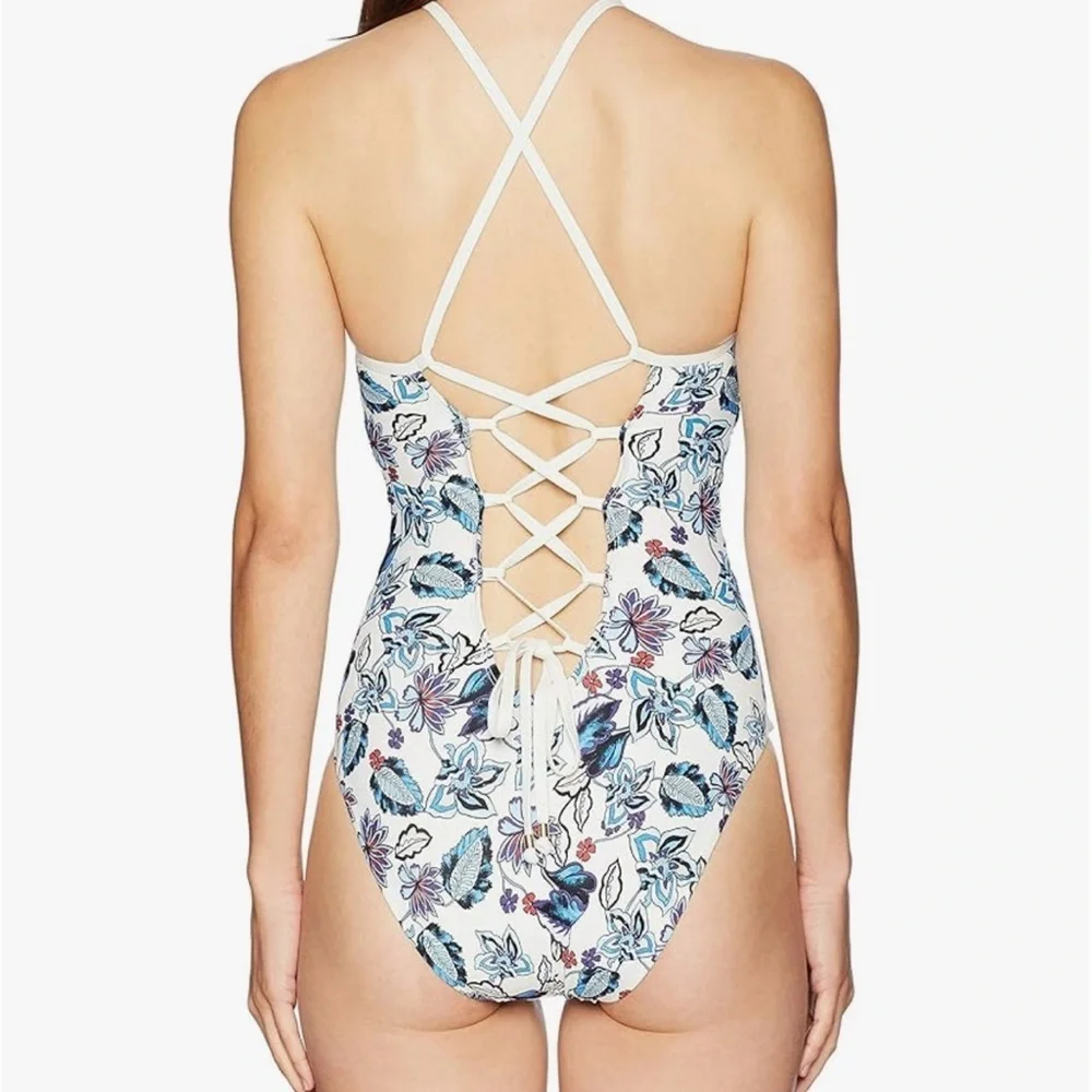Ella Moss Cutout 1 piece bathing suit size M